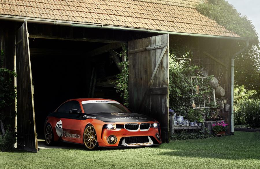  BMW 2002 Hommage Jagermeister Concept 2016 года  (фото 8 из 10)